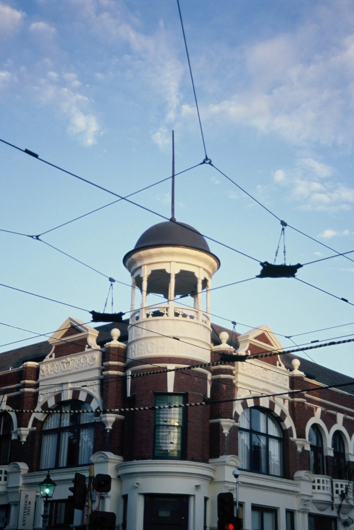 FilmNeverDie Chameleon 100 E6 Slide Film (35mm, 36 Exp.) - Image 5