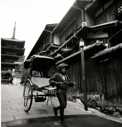 Kodak Tri-X 400 (400TX) Black & White Film (120) - Image 4