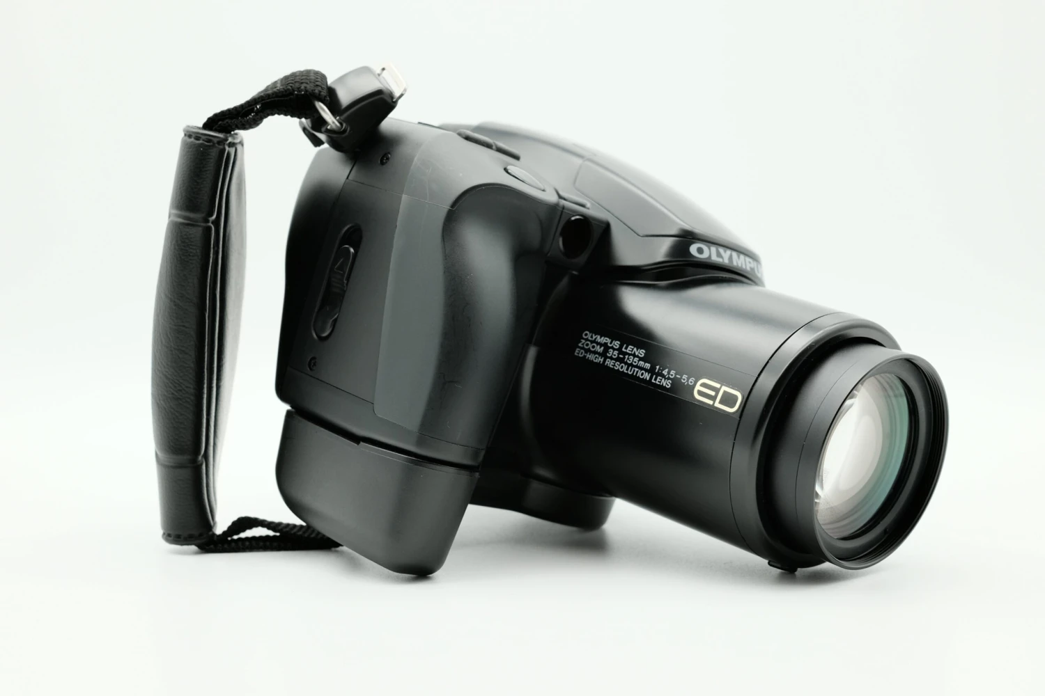 Olympus L-1 W/ 1.5x Lens Converter - Excellent Cond - Image 2