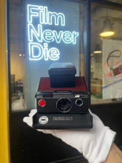 Polaroid SX-70 Land Camera Model 2
